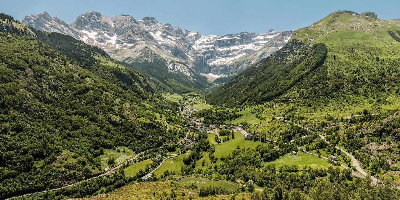 Chambres D'Hotes L'Astazou Gavarnie 0*,  France