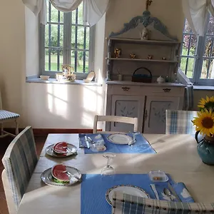 Domaine De Marlas - D'hotes Bed & Breakfast